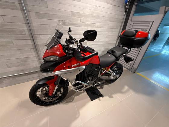 DUCATI MULTISTRADA 1200 V4 S DUCATI MULTISTRADA 1200 V4 S